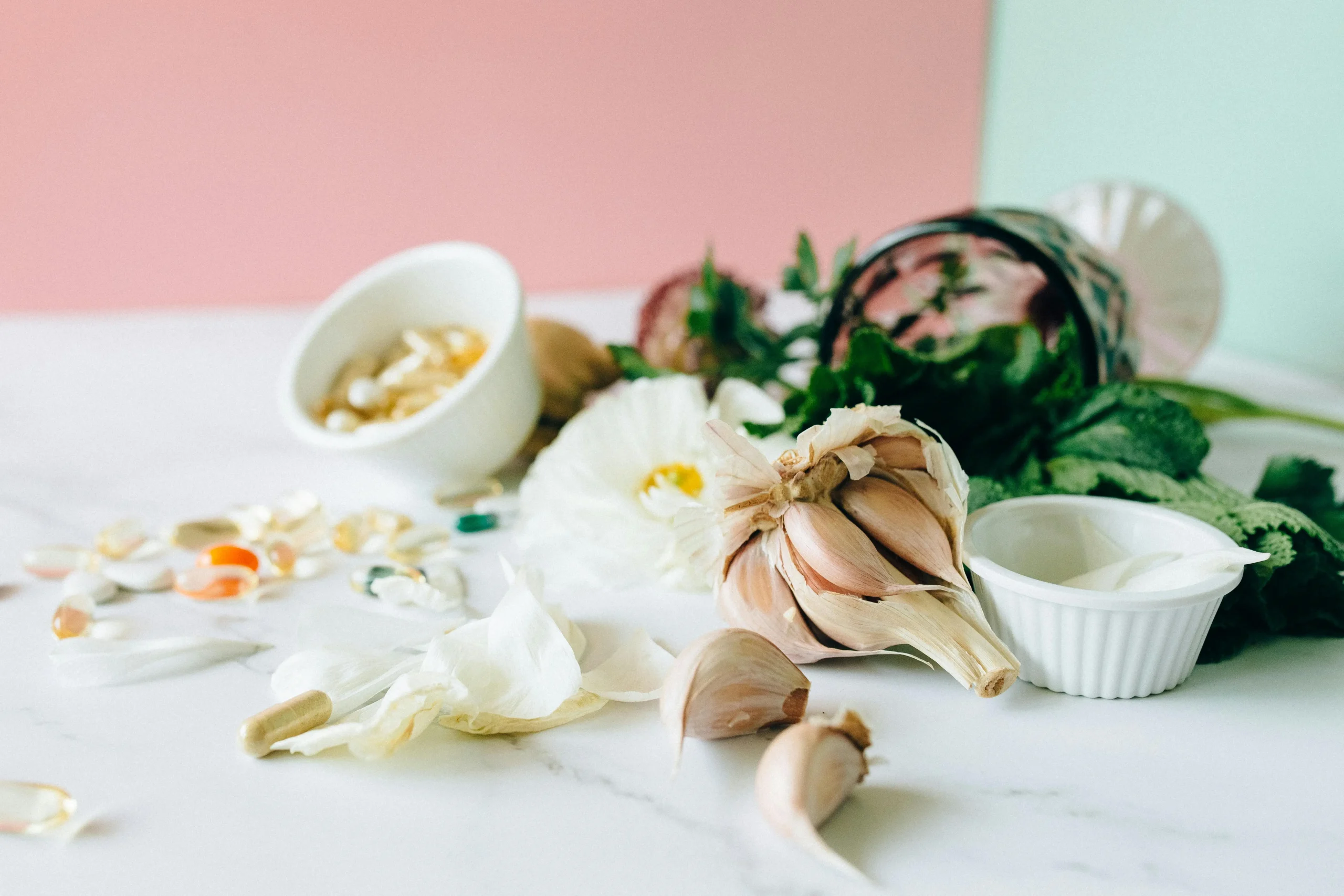 The Stinking Rose That Heals: Unlocking the Powerful Health Benefits of Garlic (Allium sativum)