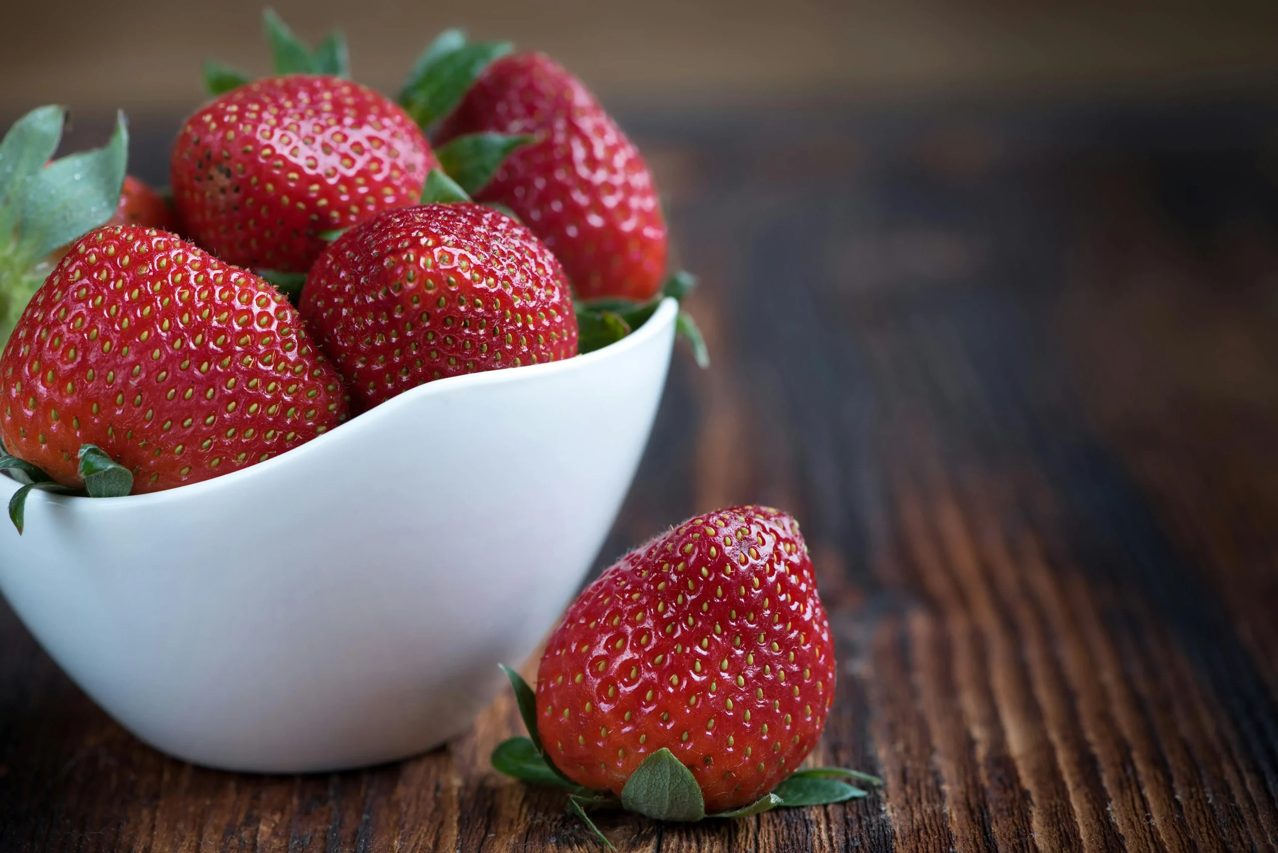 Your Guide to Delicious, Nutritious Snacking: Skinii Dehydrated Strawberries