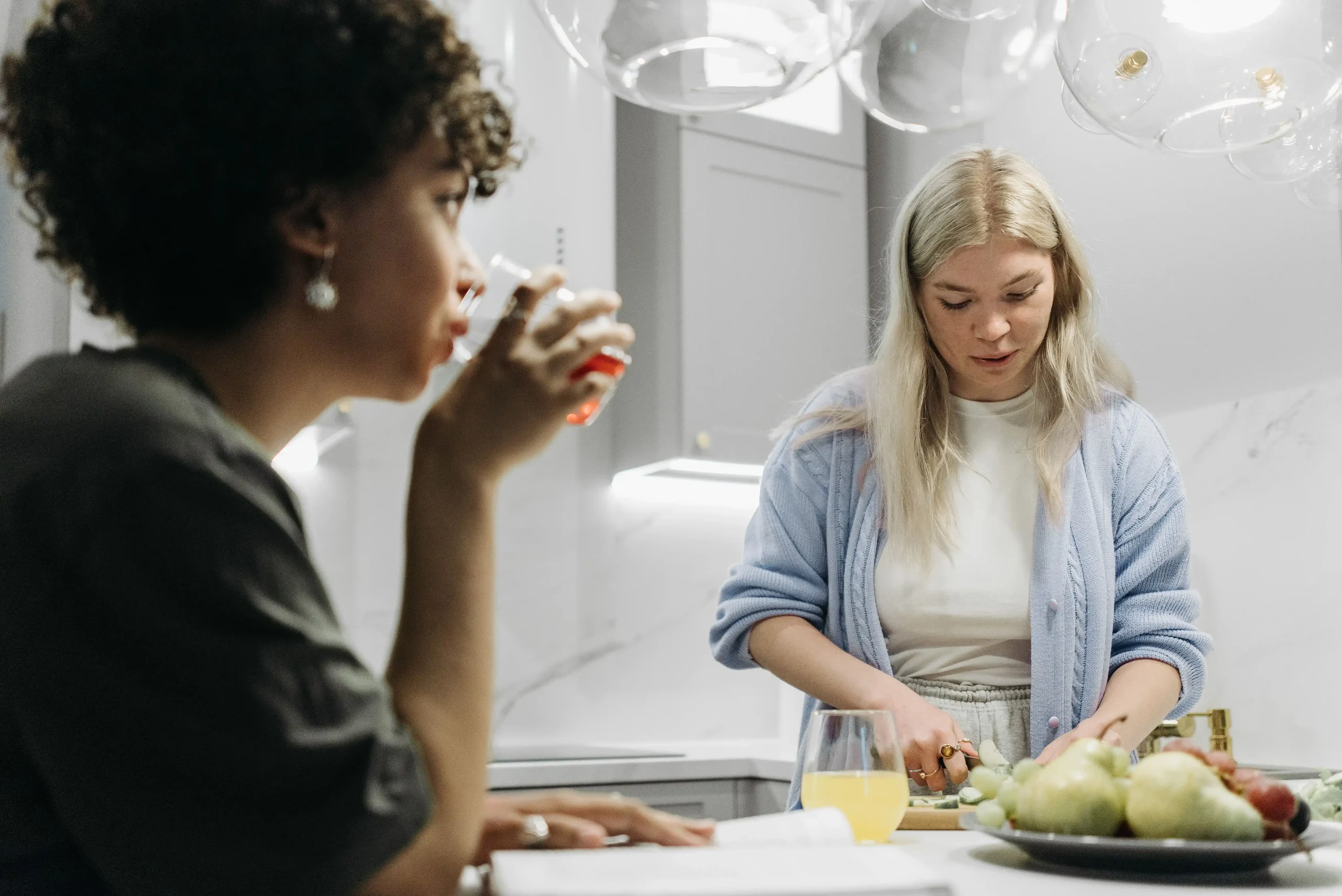 Food as Medicine for Women: Nutrient-Rich Foods That Support Ovarian Health