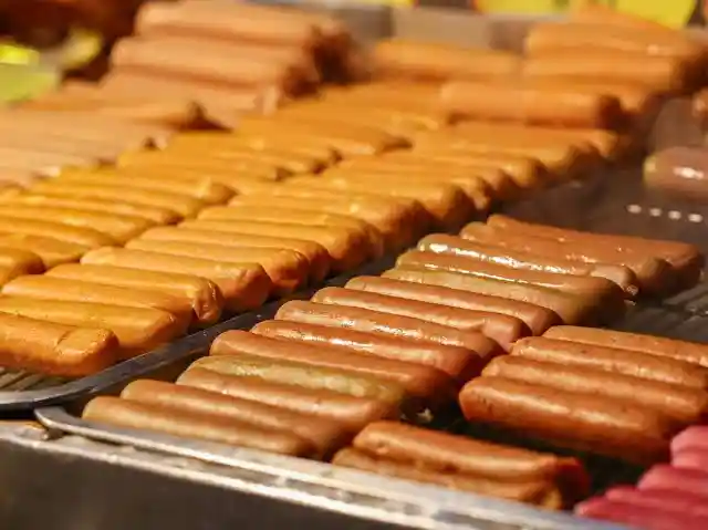 Large Study Finds No Link Between Ultra-Processed Foods and Colorectal Cancer: What the Findings Mean